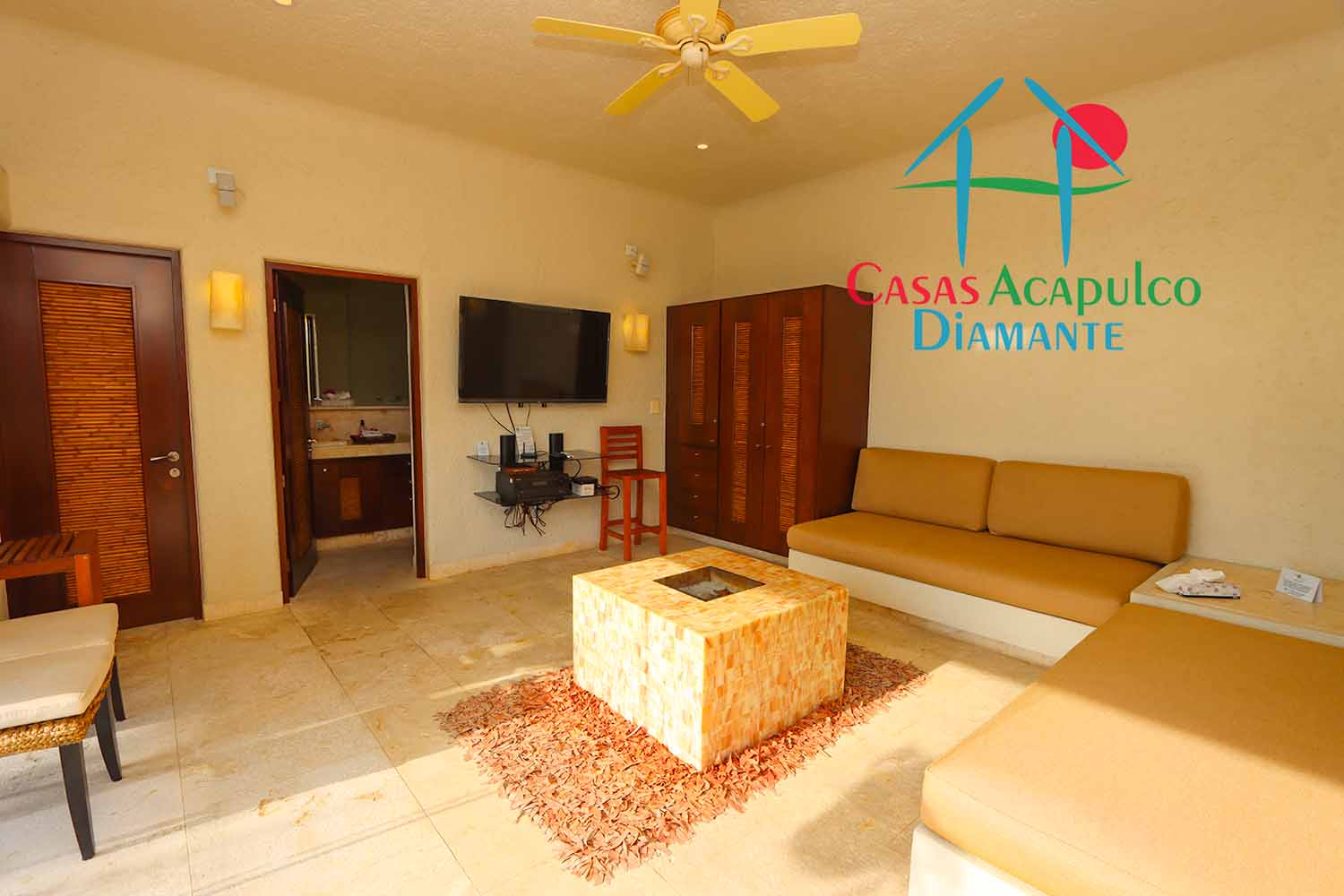 Puerta del sol - Sala de televisión 1